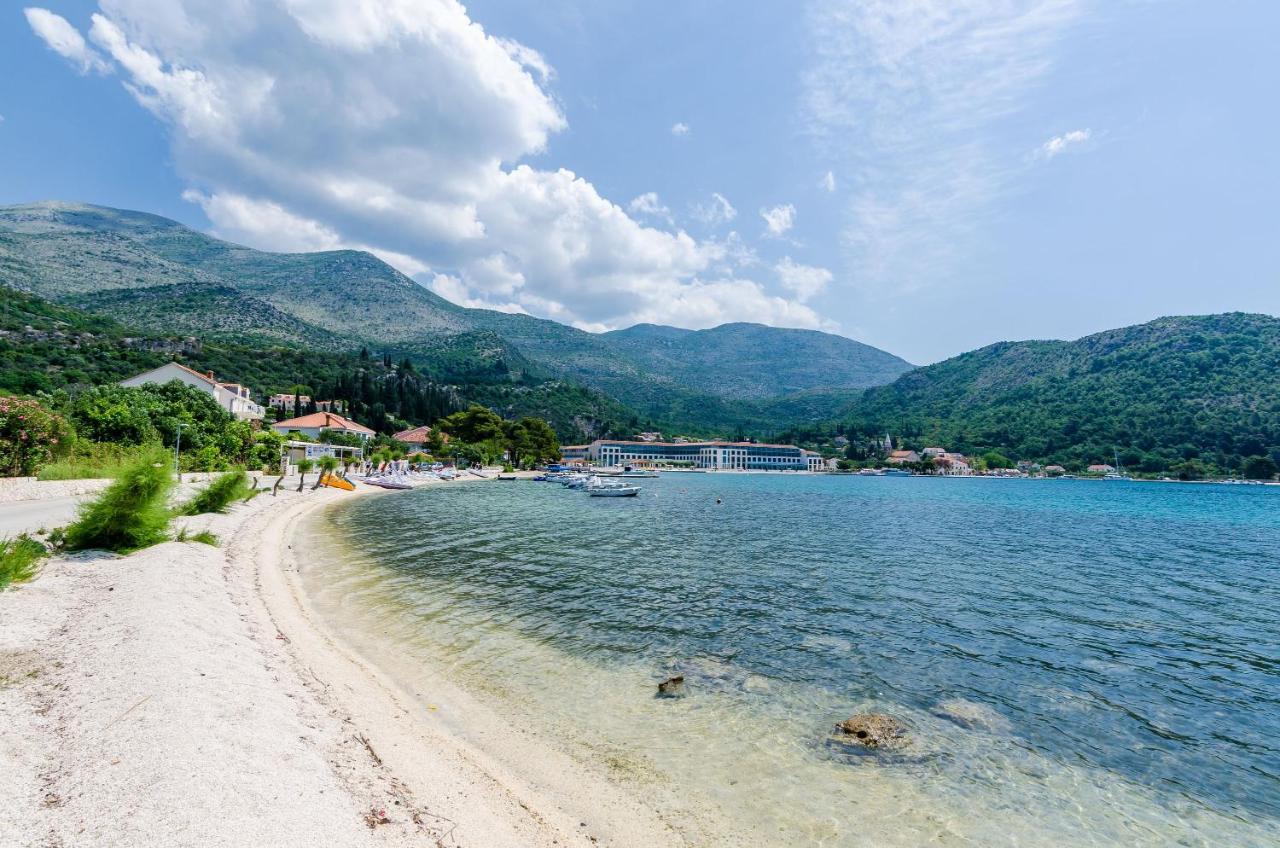 Apartments And Rooms By The Sea Slano, Dubrovnik - 8737 Bagian luar foto