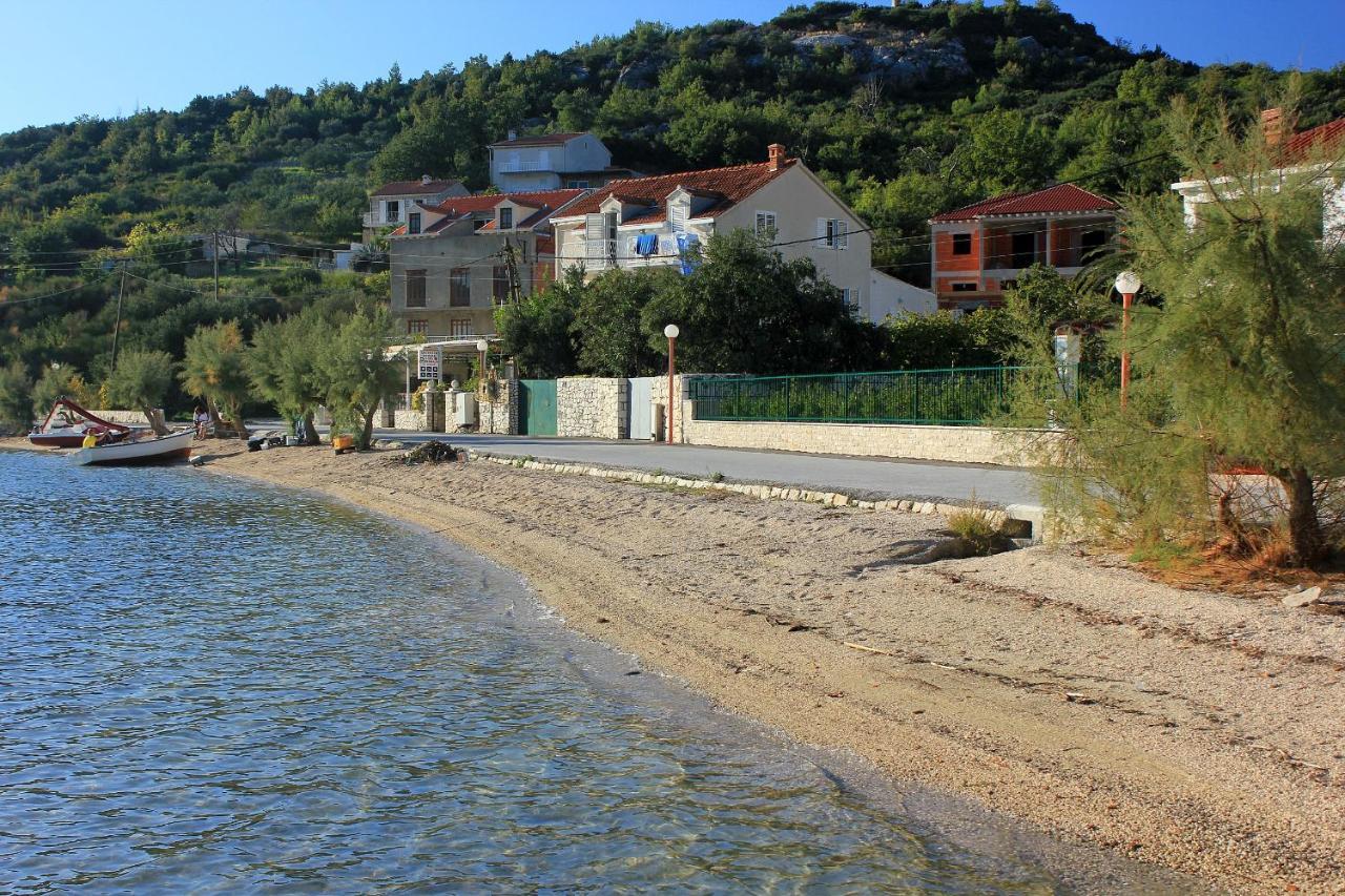 Apartments And Rooms By The Sea Slano, Dubrovnik - 8737 Bagian luar foto